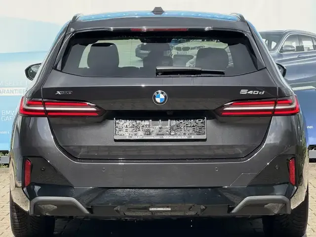 BMW 540