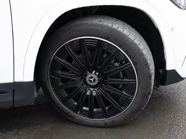 Mercedes-Benz GLA 220