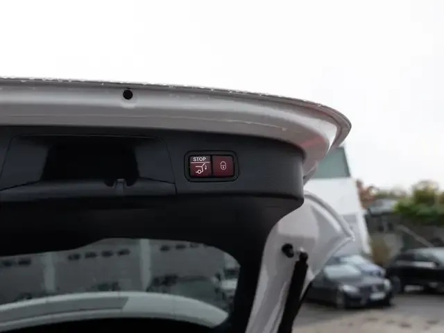 Mercedes-Benz GLA 220