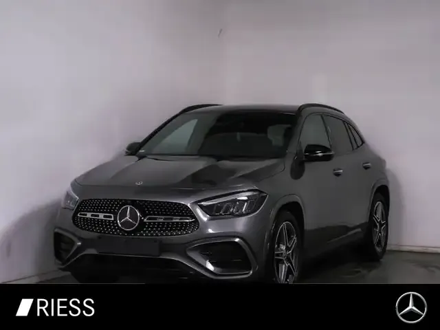 Mercedes-Benz GLA 250
