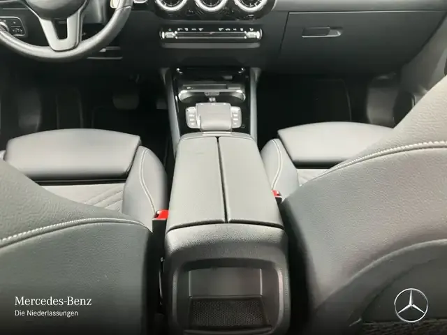 Mercedes-Benz B 250