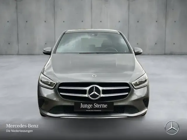 Mercedes-Benz B 250
