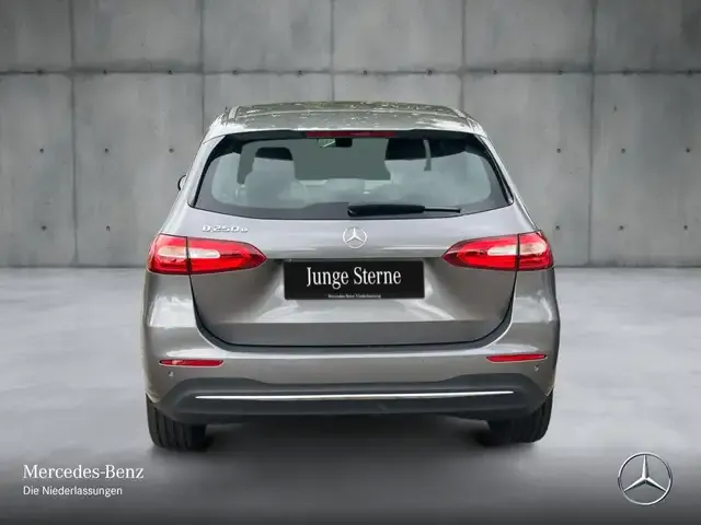 Mercedes-Benz B 250