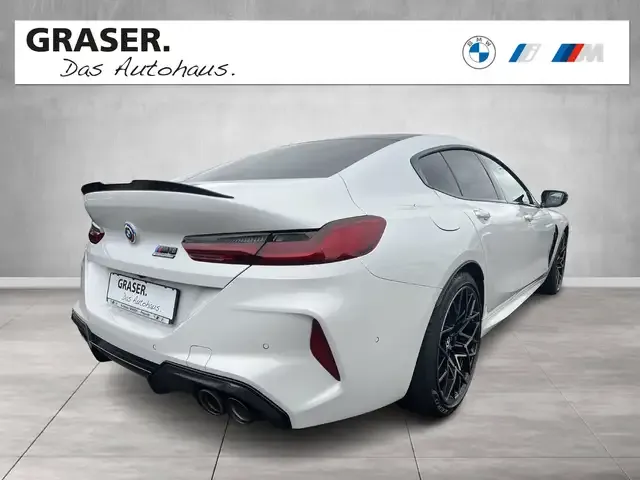 BMW M8