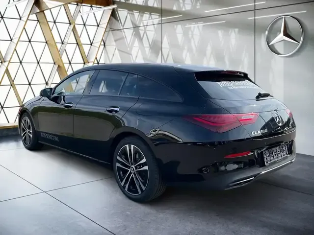 Mercedes-Benz CLA 180