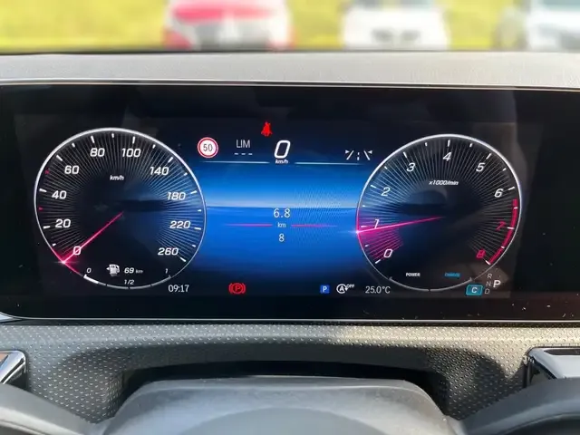 Mercedes-Benz CLA 180