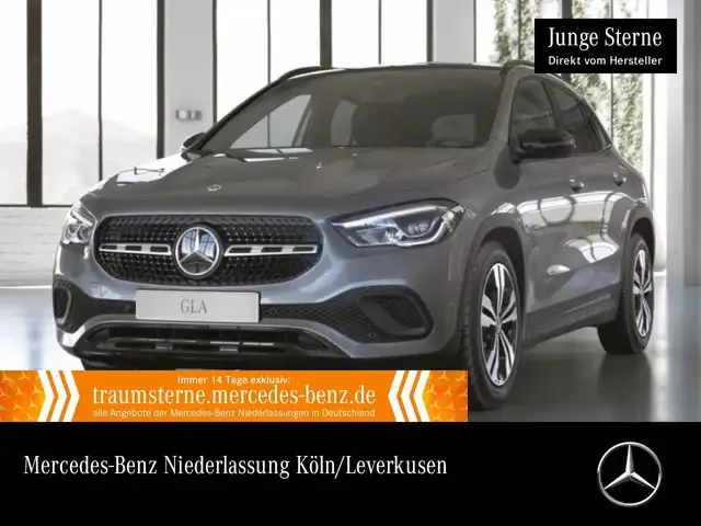 Mercedes-Benz GLA 220