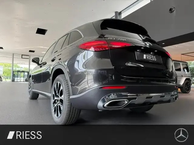 Mercedes-Benz GLC 200