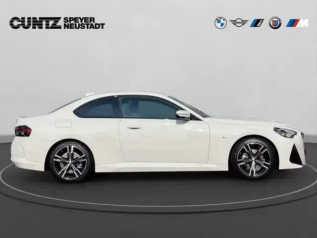 BMW 220