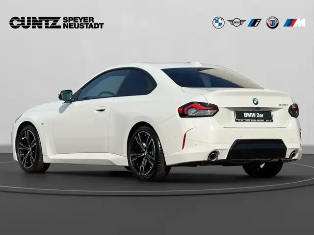 BMW 220