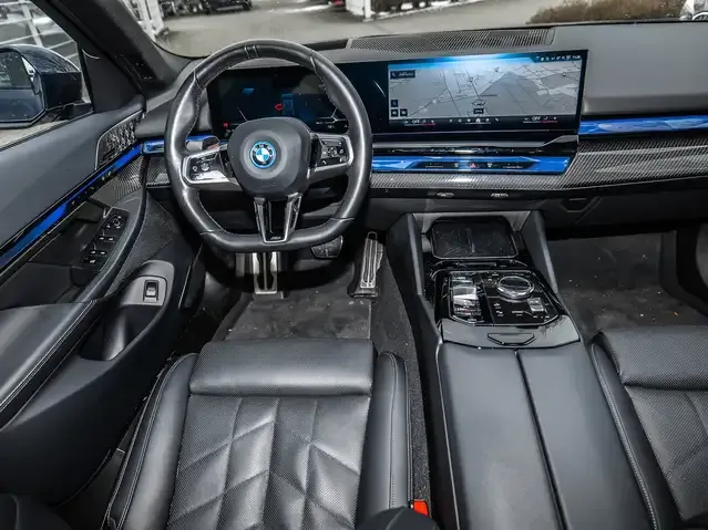 BMW i5