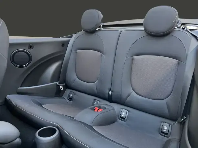 MINI Cooper Cabrio