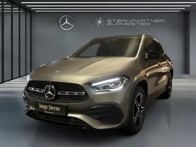 Mercedes-Benz GLA 250