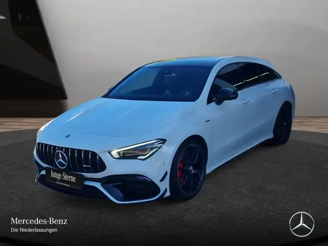 Mercedes-Benz CLA 45 AMG