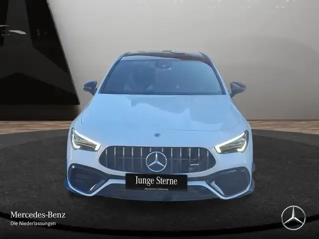 Mercedes-Benz CLA 45 AMG