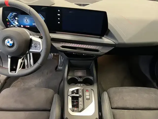 BMW 235
