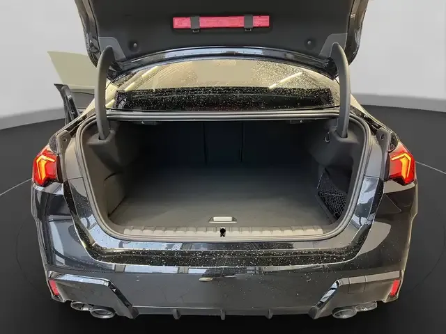 BMW 235