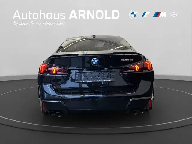 BMW 235