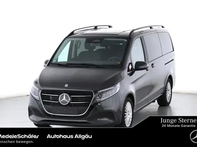 Mercedes-Benz V 220
