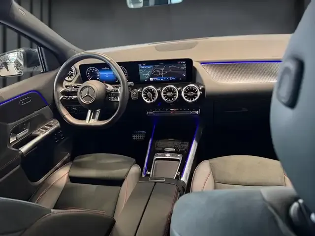 Mercedes-Benz GLA 250