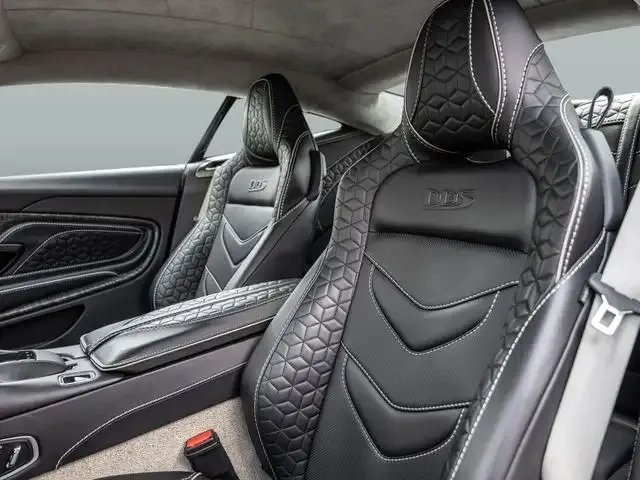 Aston Martin DBS