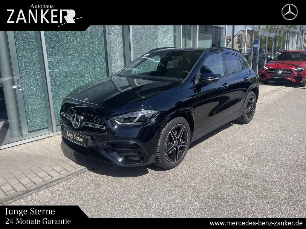Mercedes-Benz GLA 200