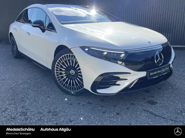 Mercedes-Benz EQS