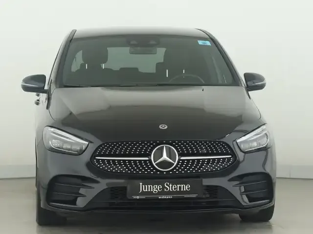 Mercedes-Benz B 220