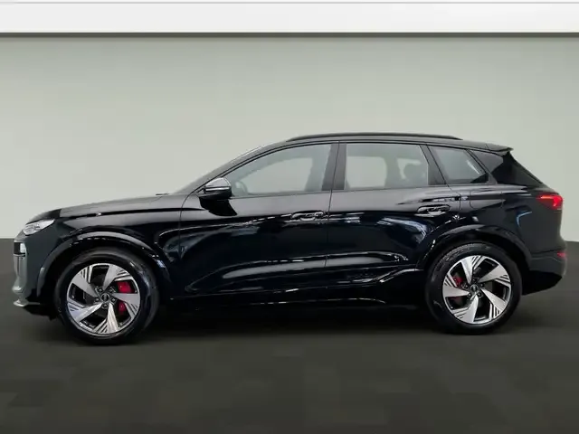 Audi Q6