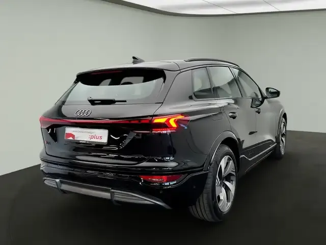 Audi Q6