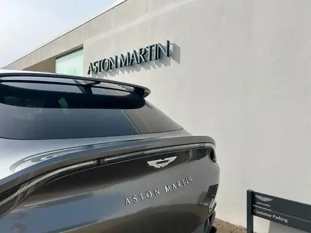 Aston Martin DBX