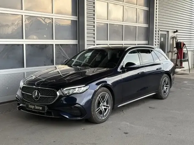 Mercedes-Benz E 220