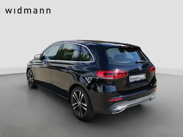Mercedes-Benz B 160