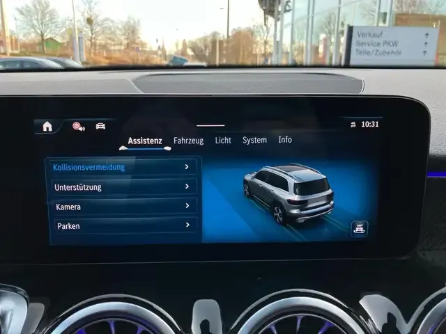 Mercedes-Benz GLB 200