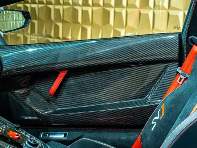 Lamborghini Aventador