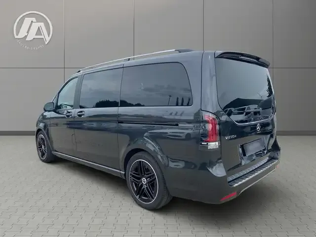 Mercedes-Benz V 250