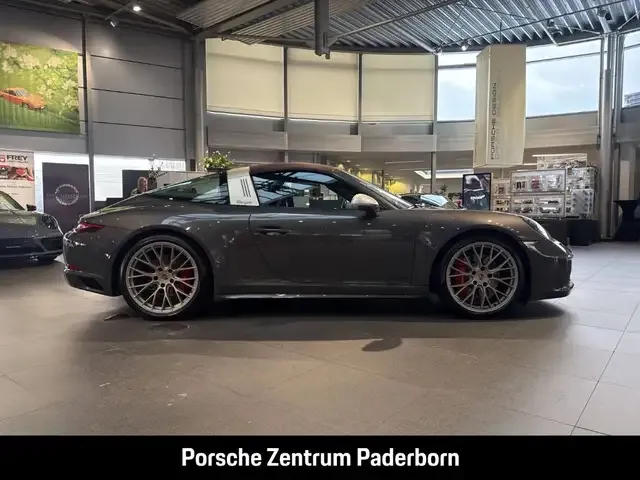 Porsche 991