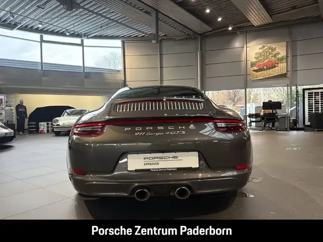Porsche 991