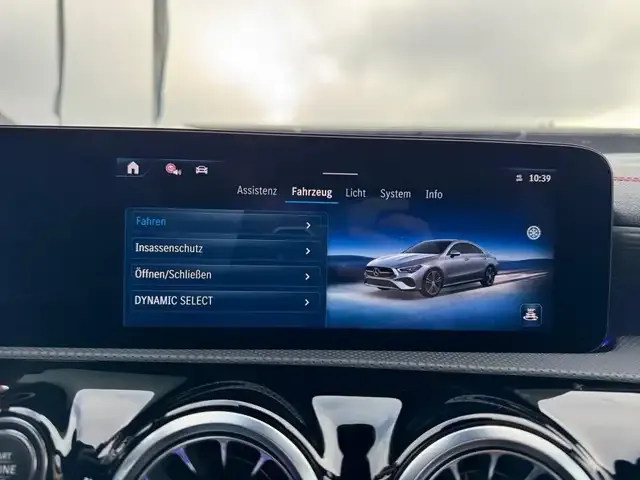 Mercedes-Benz CLA 250