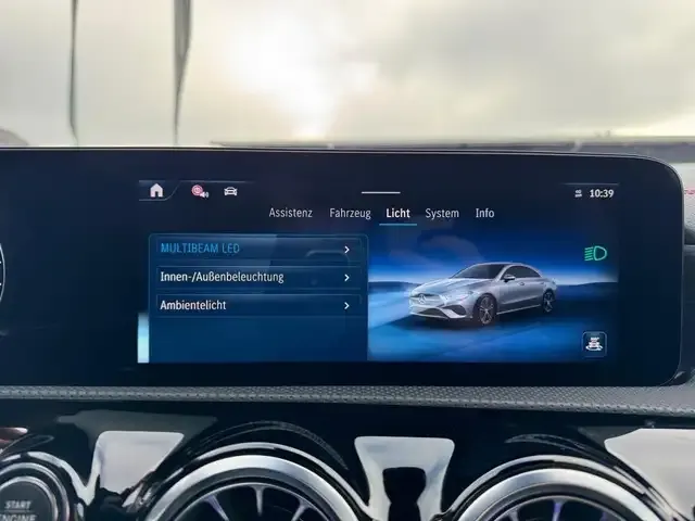 Mercedes-Benz CLA 250