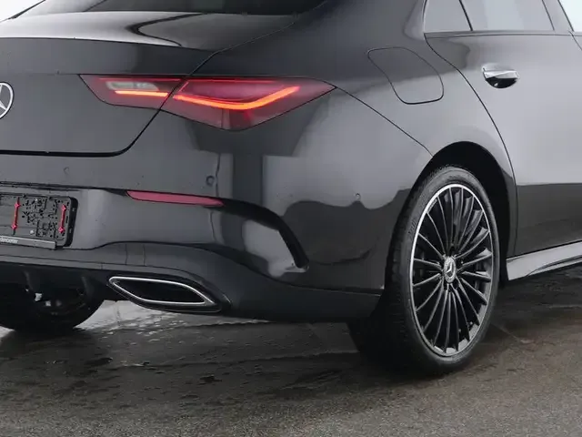 Mercedes-Benz CLA 250