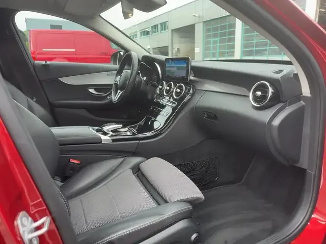 Mercedes-Benz C 180