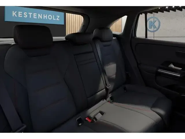 Mercedes-Benz EQA 300