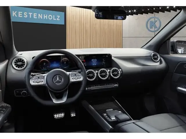 Mercedes-Benz EQA 300