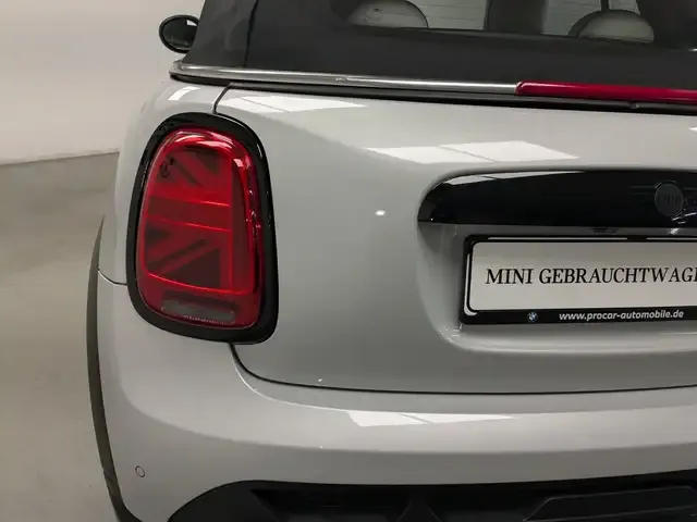 MINI Cooper Cabrio
