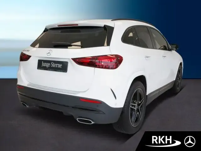 Mercedes-Benz GLA 180