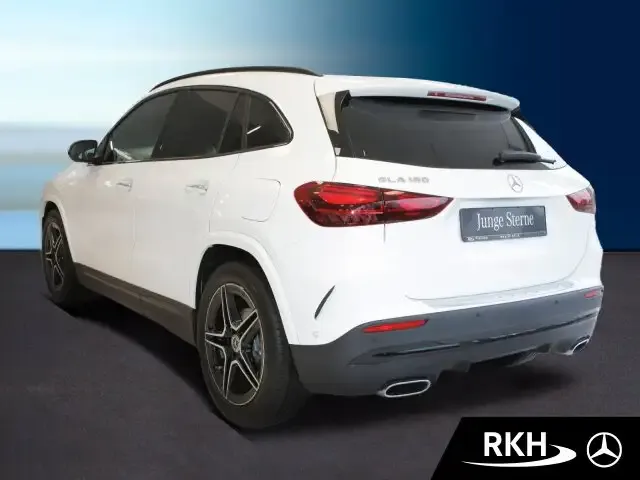Mercedes-Benz GLA 180
