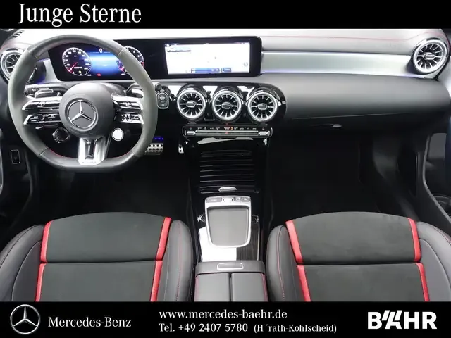 Mercedes-Benz CLA 45 AMG