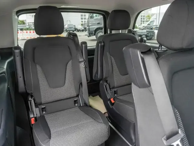 Mercedes-Benz EQV 300