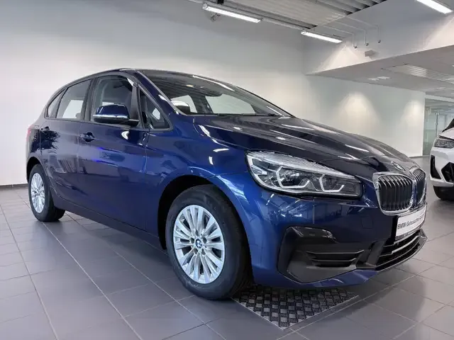 BMW 220